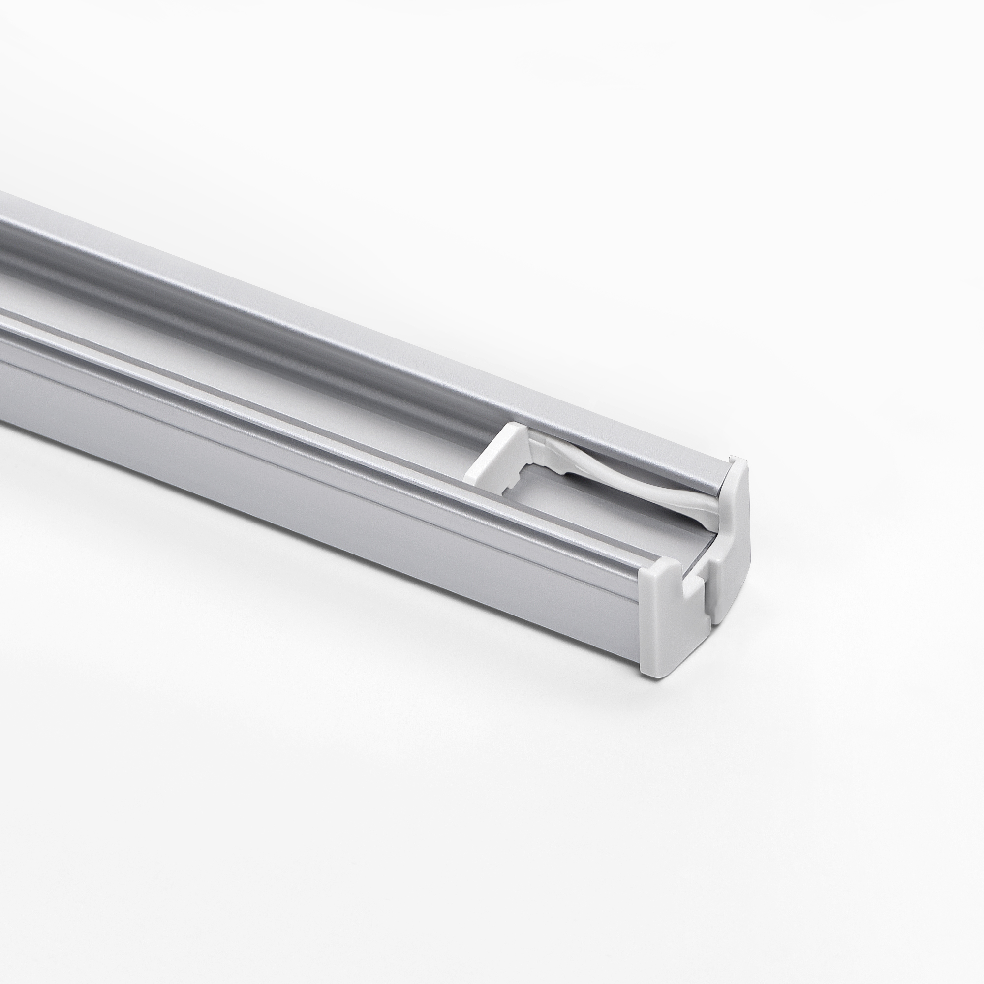 Schienen silber eloxiert (E6EV1) / Kunststoffteile grau